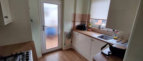 電子レンジ、オーブン、コンロ