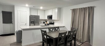 Brand New Cozy 3 BD w/Fiber optic nested in quite Cul De SAC. Ultra modern