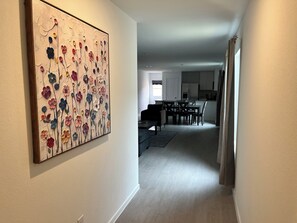 Dining - Brand New Cozy 3 BD w/Fiber optic nested in quite Cul De SAC. Ultra modern (Conroe)
