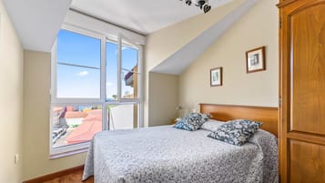 2 dormitorios, tabla de planchar con plancha, wifi y ropa de cama