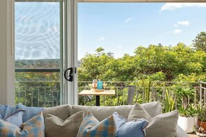 Living area - Shoreleaf Haven Moments from Waves and Seaside Eats (Dee Why)
