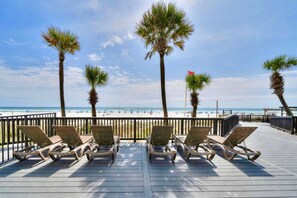 Terrace/patio - Beachfront! Balcony Views + Pools + Beach Access (Panama City Beach)