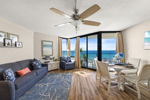 Dining - Beachfront! Balcony Views + Pools + Beach Access (Panama City Beach)
