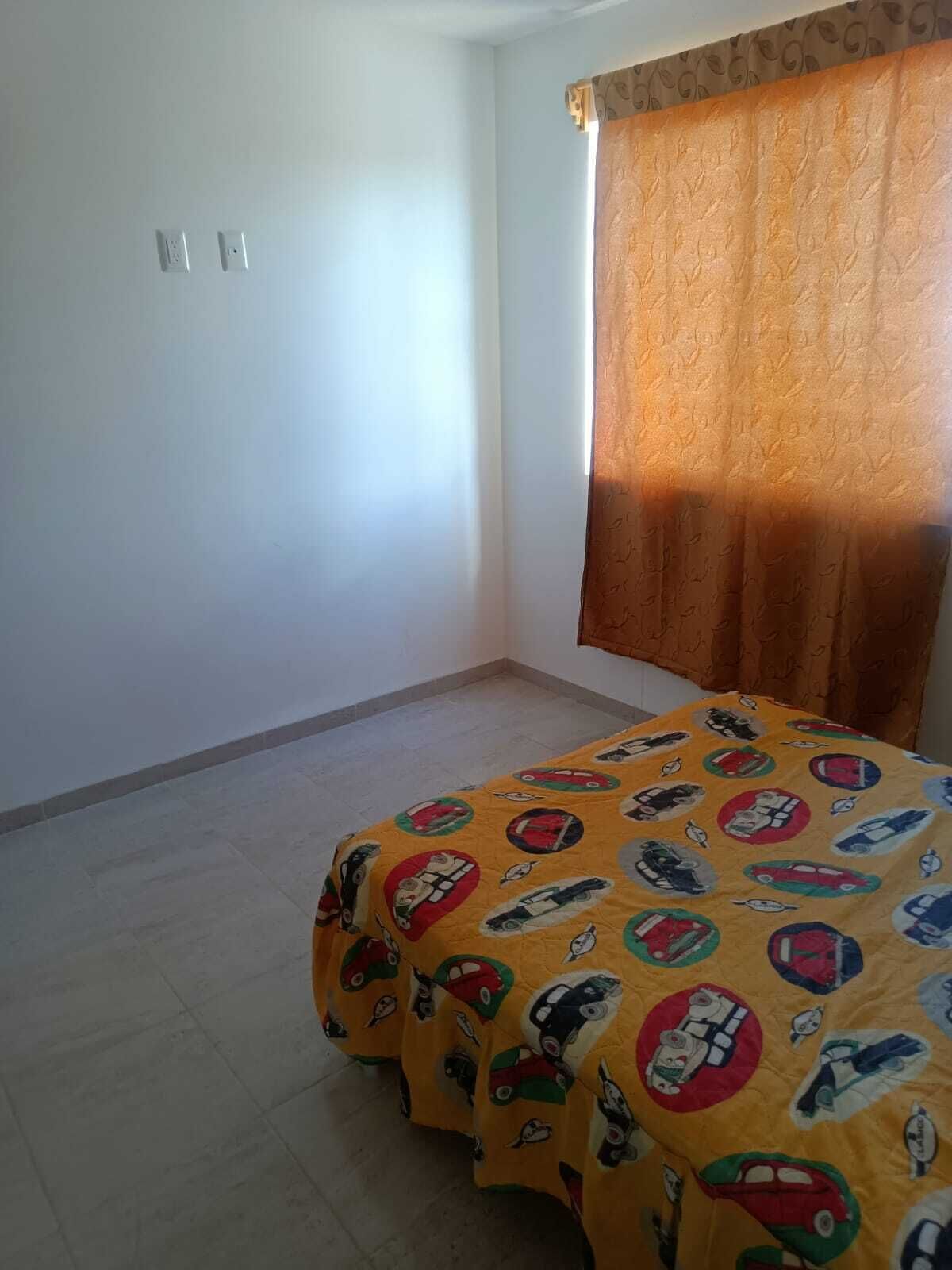 3 bedrooms, bed sheets
