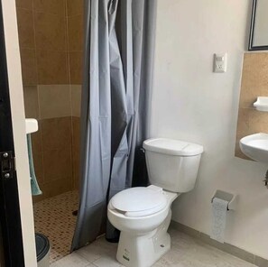 Handdukar och toalettpapper