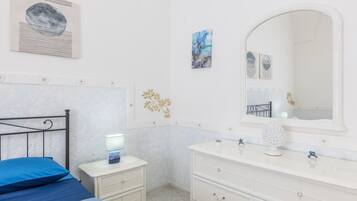 2 Schlafzimmer, Bügeleisen/Bügelbrett, Reisekinderbett, kostenloses WLAN