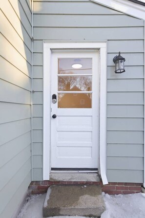Exterior detail - Private, 3BR House w Fence Near Scott’s Addition! (Richmond)
