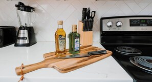 Private kitchen - Relax and Recharge 3 Bedroom (Lawton)