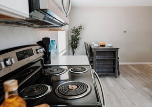 Private kitchen - Relax and Recharge 3 Bedroom (Lawton)