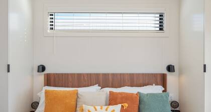 Luxury Waterfront Cabin