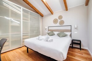 2 camere, ferro/asse da stiro, Wi-Fi gratuito, lenzuola