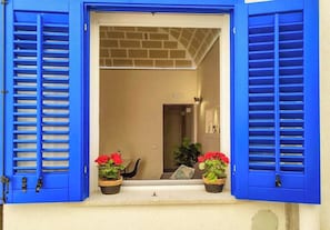 تفاصيل الفندق من الخارج