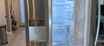 Serene 2-bedroom apartment in Calgary, perfect for your getaway- The Loft Modern