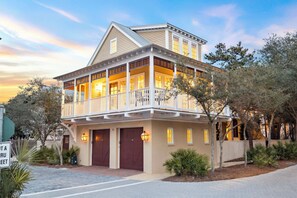 Exterior - Dog-Friendly Main and Carriage House with Community Pool Access (Rosemary Beach)
