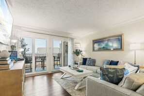 TV, video games - Cozy Coastal Townhome on Sugar Beach | 3BR/3BA + Arcade Fun (Panama City Beach)