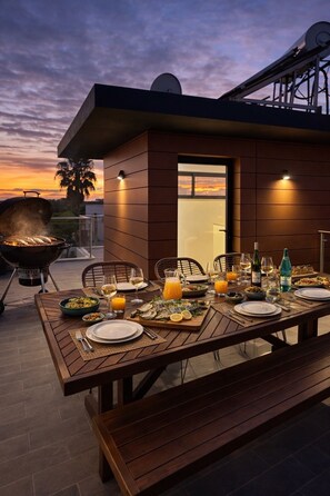 Outdoor dining - Vila Fuzeta - Grill Terrace (Moncarapacho)
