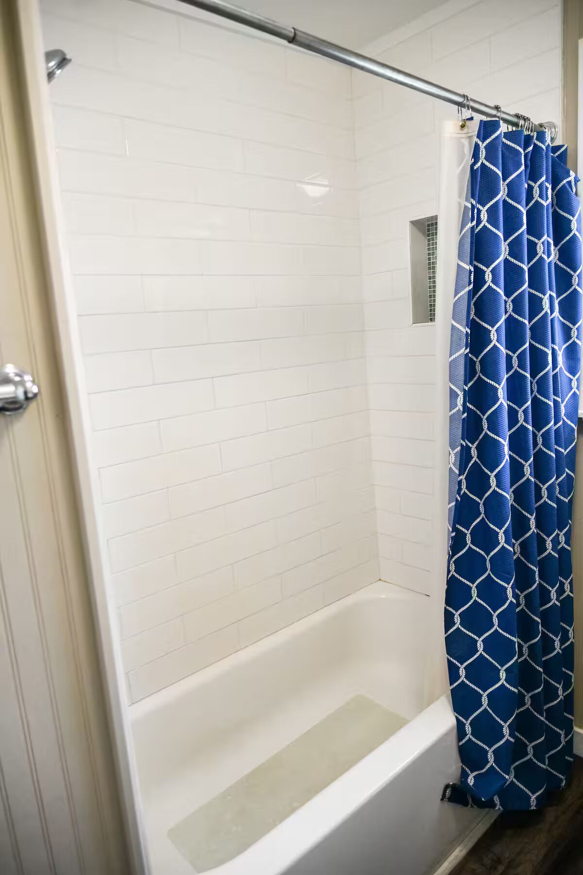 Towels, soap, toilet paper