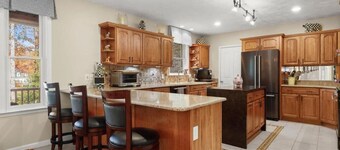 Large Family-Friendly Estate w/ Outdoor Living