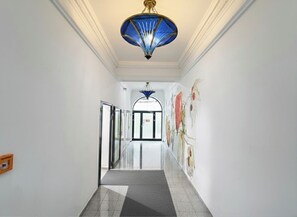 บริเวณประตูทางเข้า