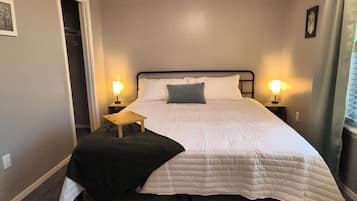 2 bedrooms, desk, iron/ironing board, free WiFi