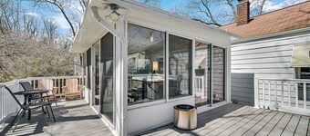 Michigan City Getaway: Walk to Beach, Zoo & Marina