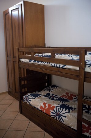 2 bedrooms, free WiFi, bed sheets - Cà D'la Pèisa - Farmhouse in Valcerrina (Odalengo Grande)