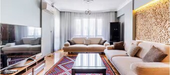 Lovely 3-bedroom apartment with AC in soothing Izmir neighborhood