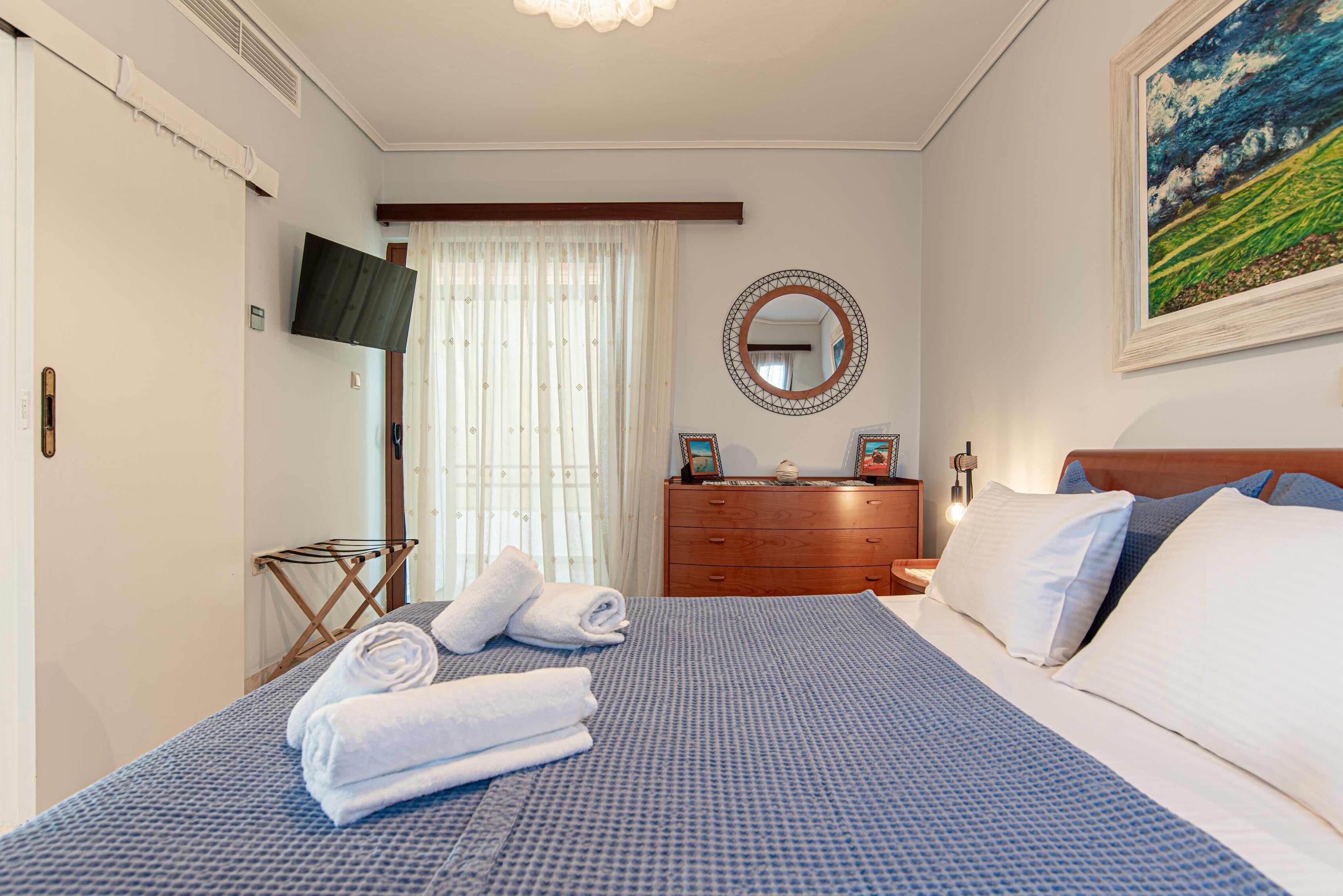 1 多间卧室、办公桌、熨斗/熨衣板、上网接入