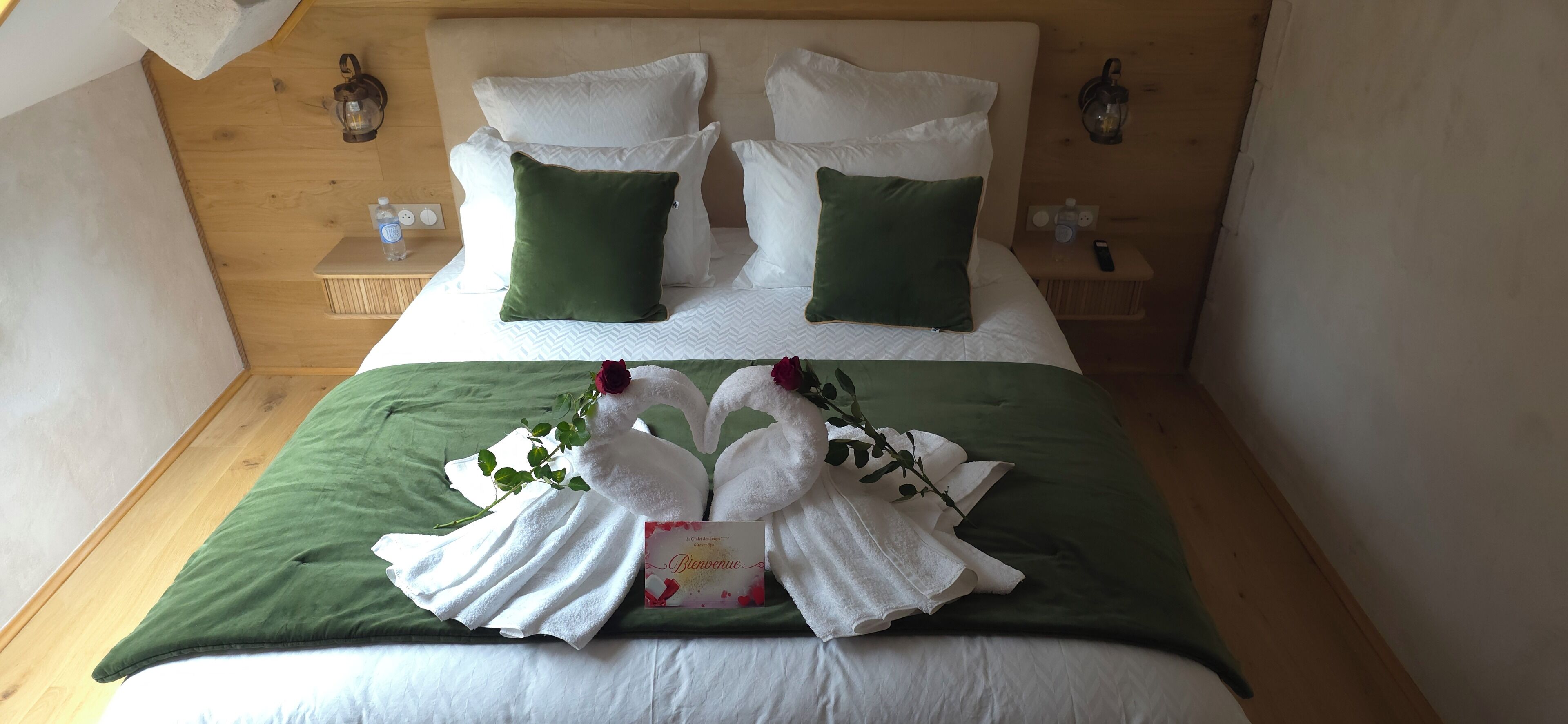 1 多间卧室、熨斗/熨衣板、WiFi、床单