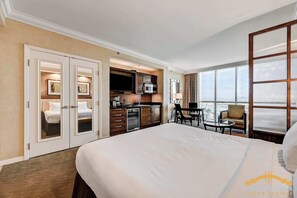 Room - MGM Signature-10-618 Jacuzzi Studio (Las Vegas)