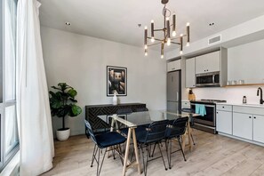 Dining - Stylish 2BR Apartment | Walk to French Quarter & Superdome (New Orleans)