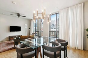 Interior - Central 2 BR Apartment in CBD (New Orleans)