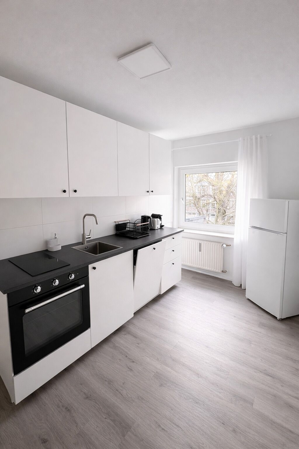 Oven, stovetop, dishwasher