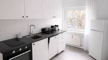 Oven, stovetop, dishwasher