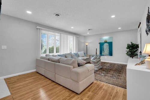 Relaxed Ocean Gate Shore Getaway | 3BR + Sofa Bed, Fireplace & Parking