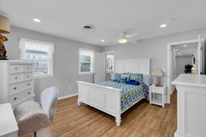 3 bedrooms, WiFi, bed sheets