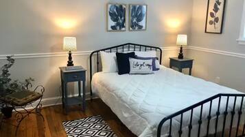 3 chambres, fer et planche Ă repasser, Wi-Fi, draps fournis