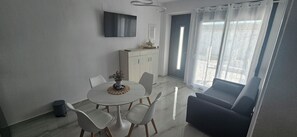 Dining - DaRo-Appartments - APP TATI (250m to the beach) (Serraiki Akti)