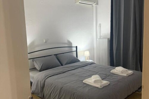 Dimitras apartment with 3 bedrooms Elefsis