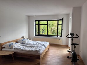 4 dormitorios, wifi gratis, ropa de cama