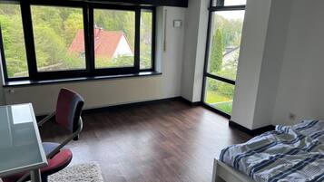 4 chambres, Wi-Fi gratuit, draps fournis