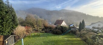 Bright design house with valley view and fiber optics, outdoor pool 300m, 4km to A2/Rehren