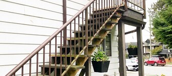 Bright&Comfortable Upper Floor|Convenient Location