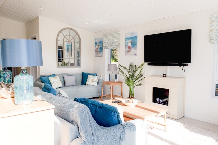 Luxury Hot Tub Lodge - Highcliffe Meadow - Hampshire