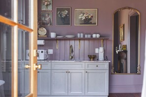 Interior - The Gilded Lady-King bed suite w/ private balcony (Pensacola)