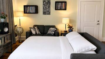 1 bedroom, iron/ironing board, travel crib, WiFi