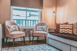 Smart TV - Three bedroom  in United Kingdom of Great Britain and Northern Ireland, Chester (Chester)