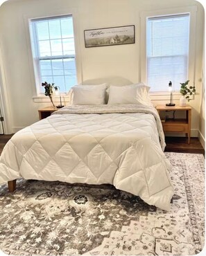 2 habitaciones, tabla de planchar con plancha, wifi y ropa de cama 