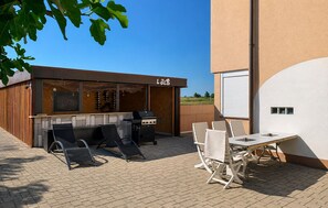 Outdoor dining - Pet friendly apartment in Vrsi with WiFi (Vrsi)