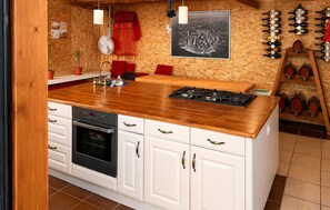 Fridge, stovetop, coffee/tea maker, cookware/dishes/utensils - Pet friendly apartment in Vrsi with WiFi (Vrsi)